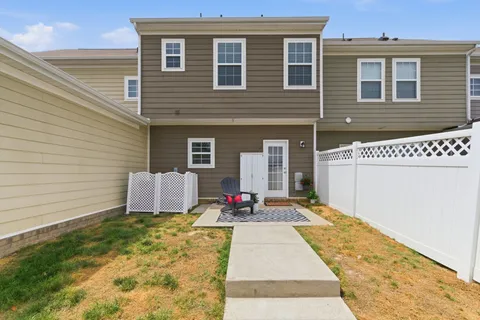 $299,900 | 103 Padstone Lane, Spring Hill, TN 37174
