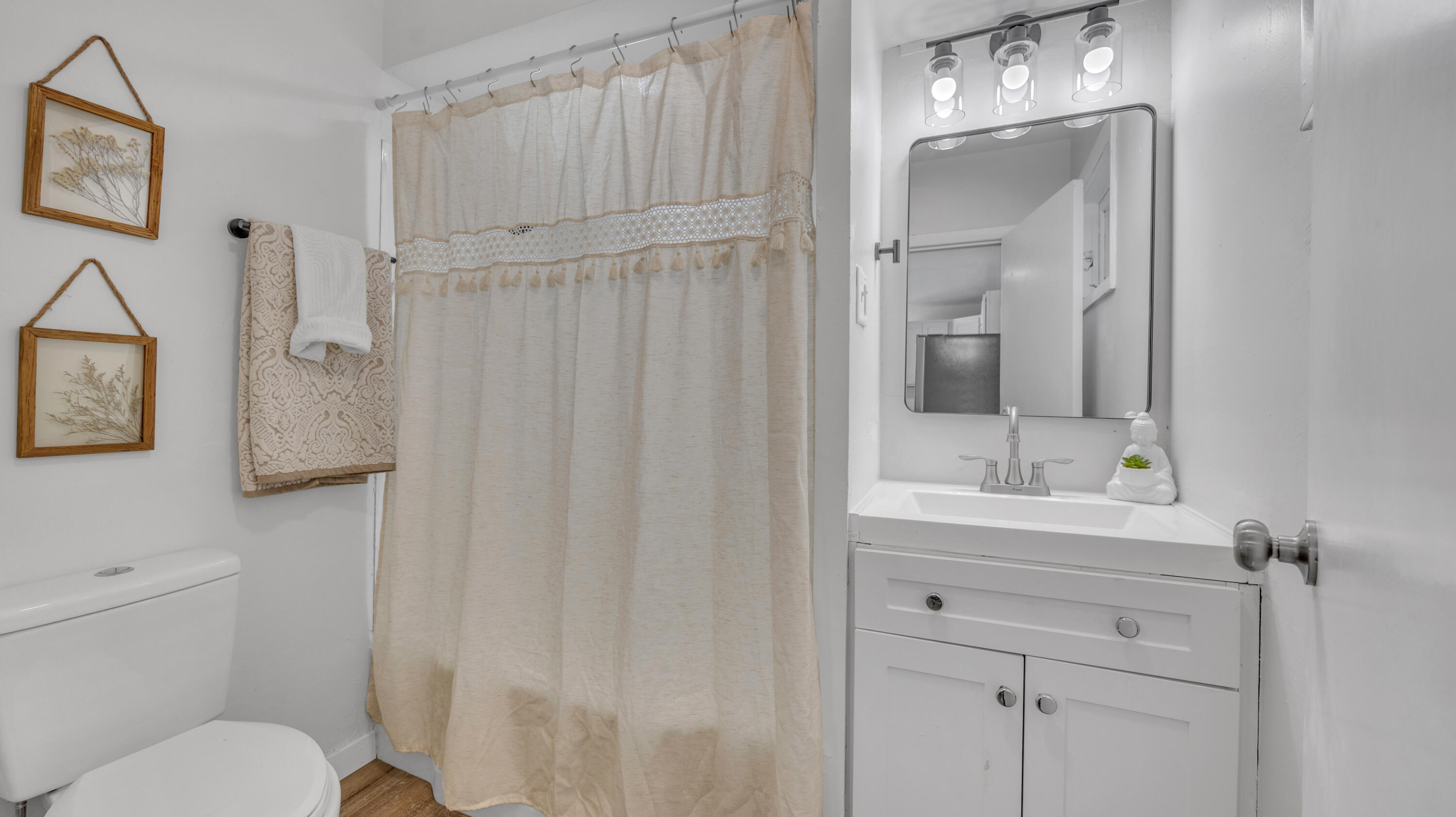 1118 South 13th Street Sheboygan, WI 53081 - Photo 12 of 27 Bathroom 1