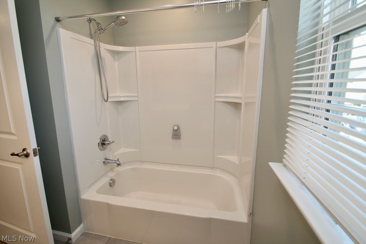 38542 Ranally Way Willoughby, OH 44094 - Photo 26 of 32