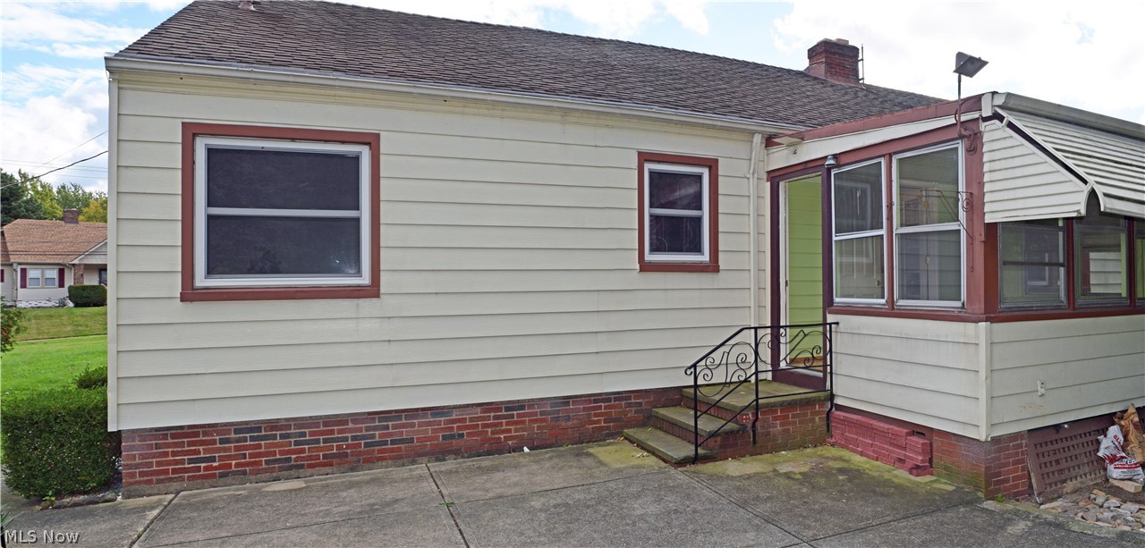 176 Brush Road Cleveland, OH 44143 - Photo 16 of 17 Gallery Image 16