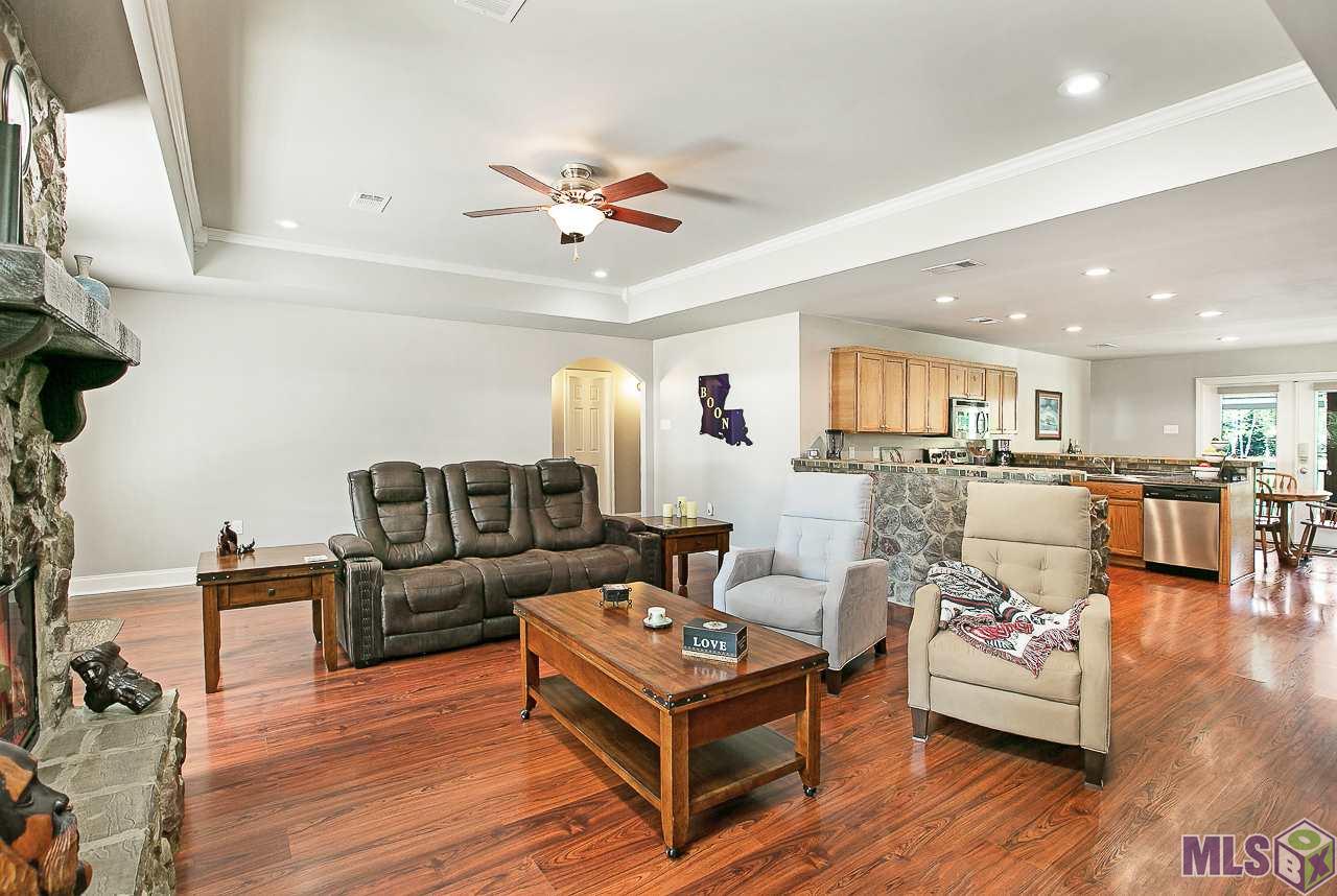 33429 Perkins Road Denham Springs, LA 70706 - Photo 7 of 22