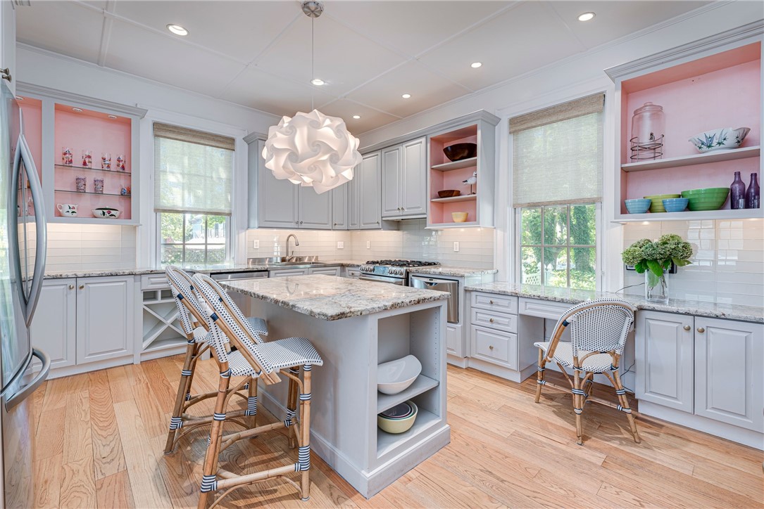 83 John Street Newport, RI 02840 - Photo 12 of 29