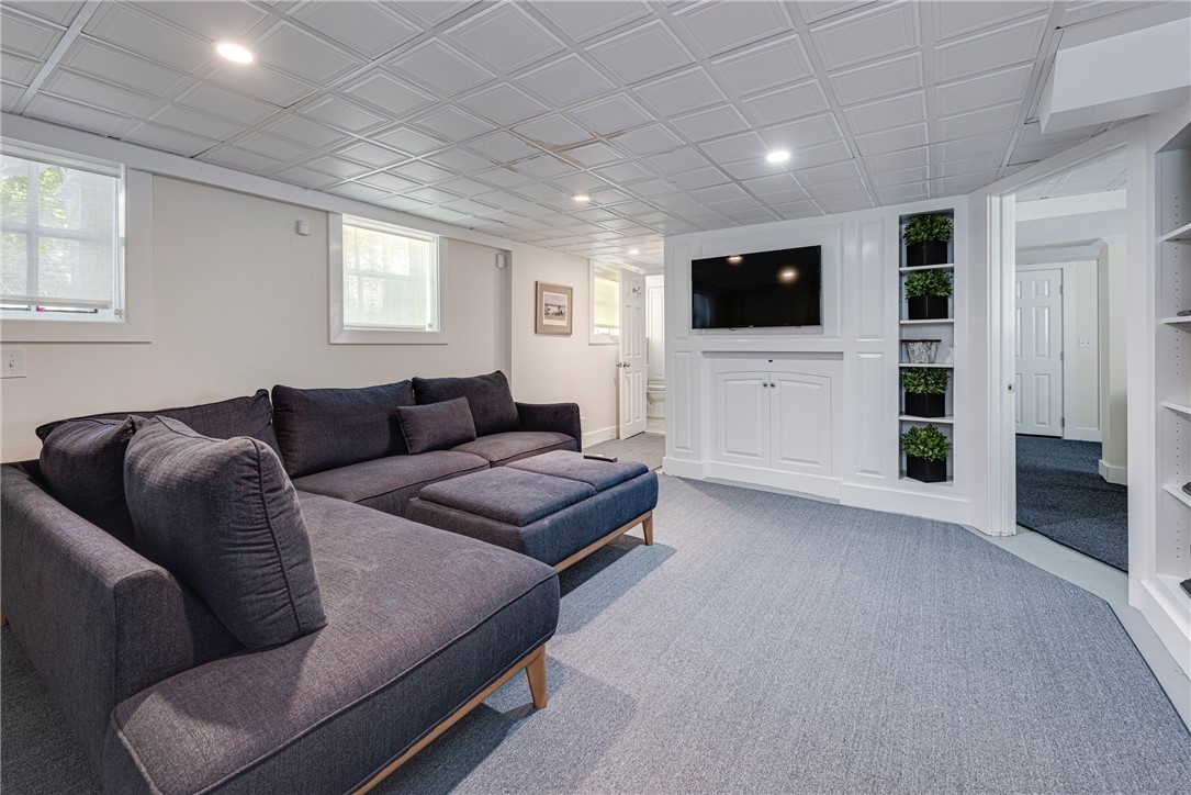 83 John Street Newport, RI 02840 - Photo 23 of 29