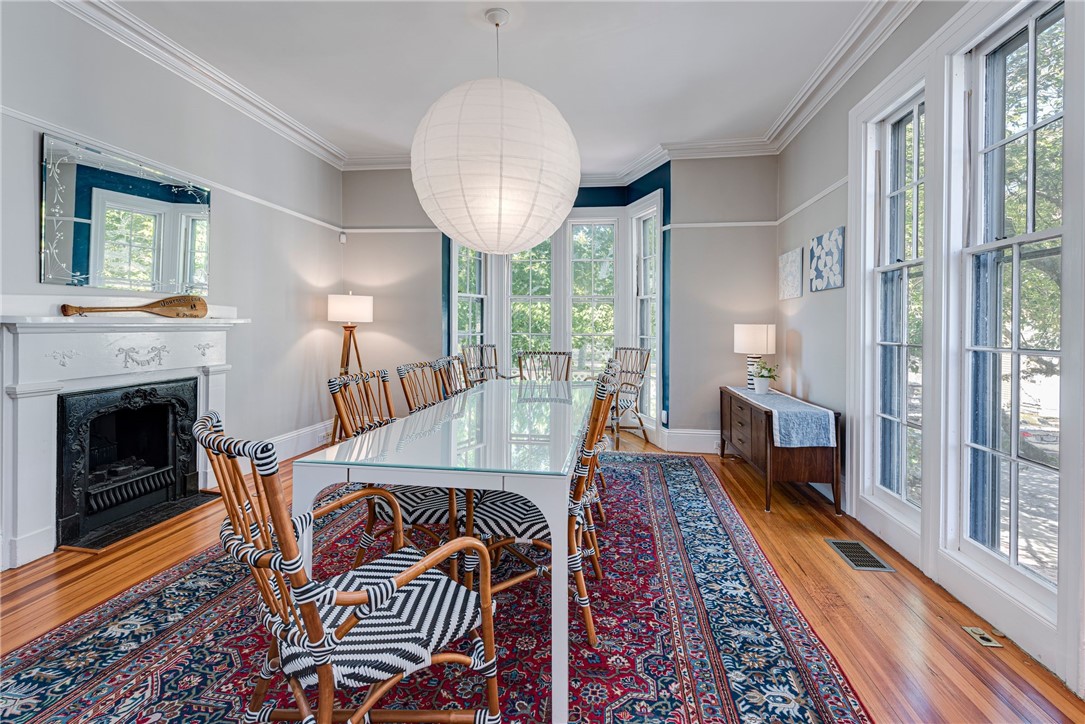 83 John Street Newport, RI 02840 - Photo 9 of 29
