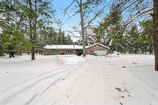 $260,000 | 37 West Raymond Road, Twin Lake, MI 49457