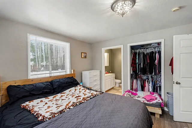 $260,000 | 37 West Raymond Road, Twin Lake, MI 49457