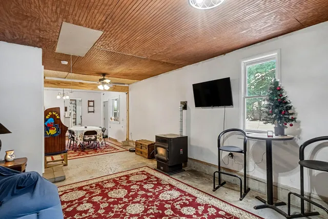 $260,000 | 37 West Raymond Road, Twin Lake, MI 49457