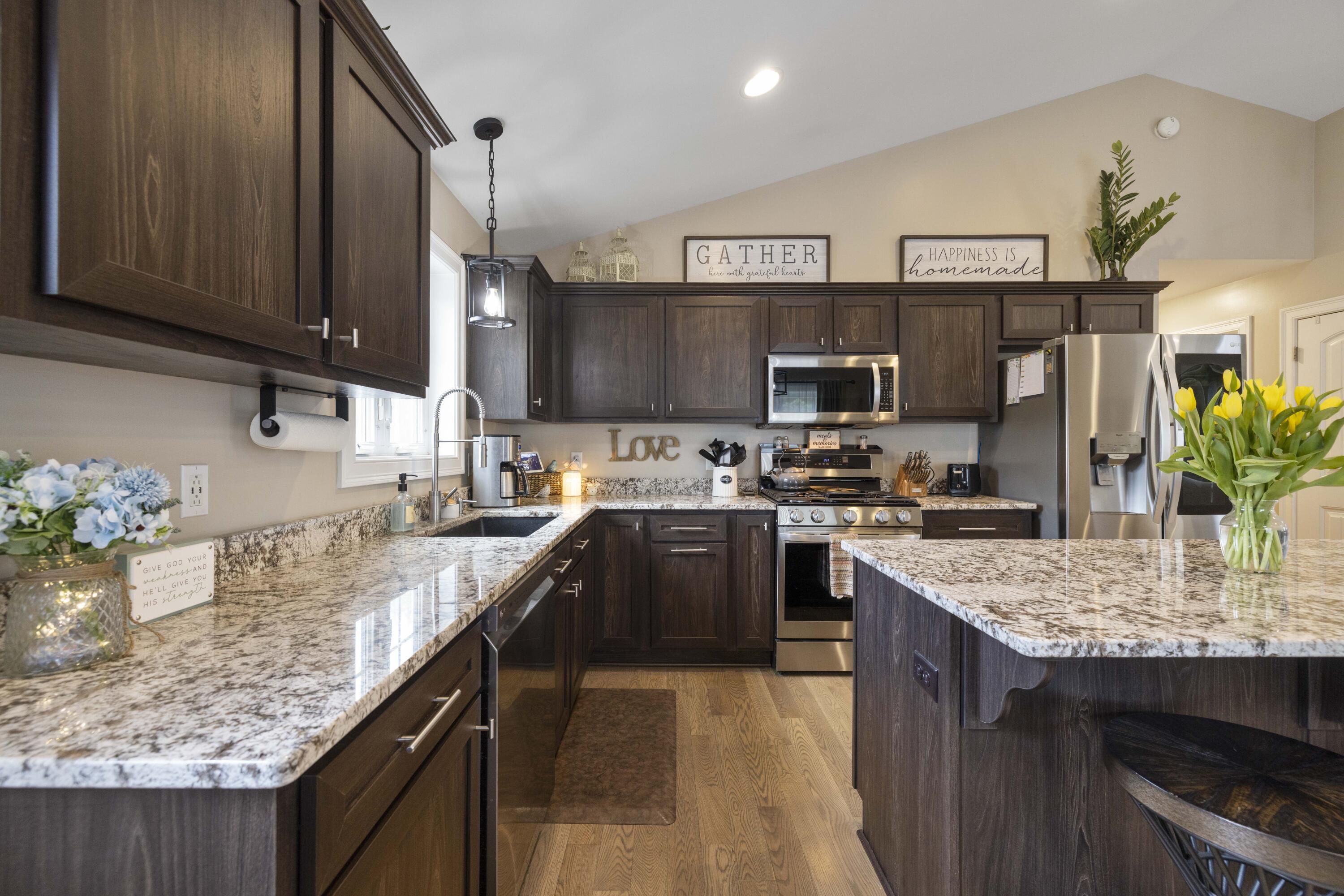 35 New Road Arundel, ME 04046 - Photo 6 of 37 3G0A7335