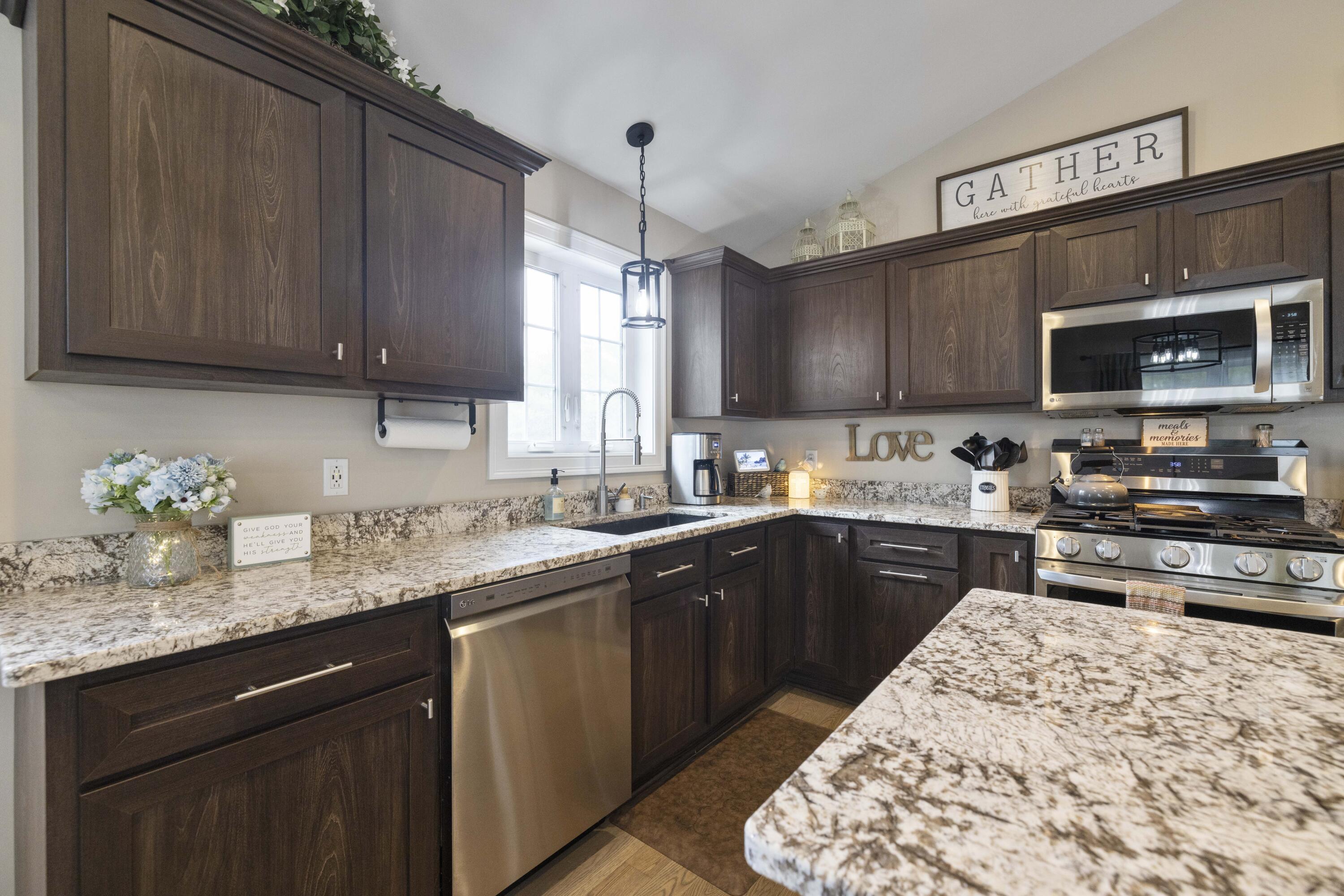 35 New Road Arundel, ME 04046 - Photo 8 of 37 3G0A7337