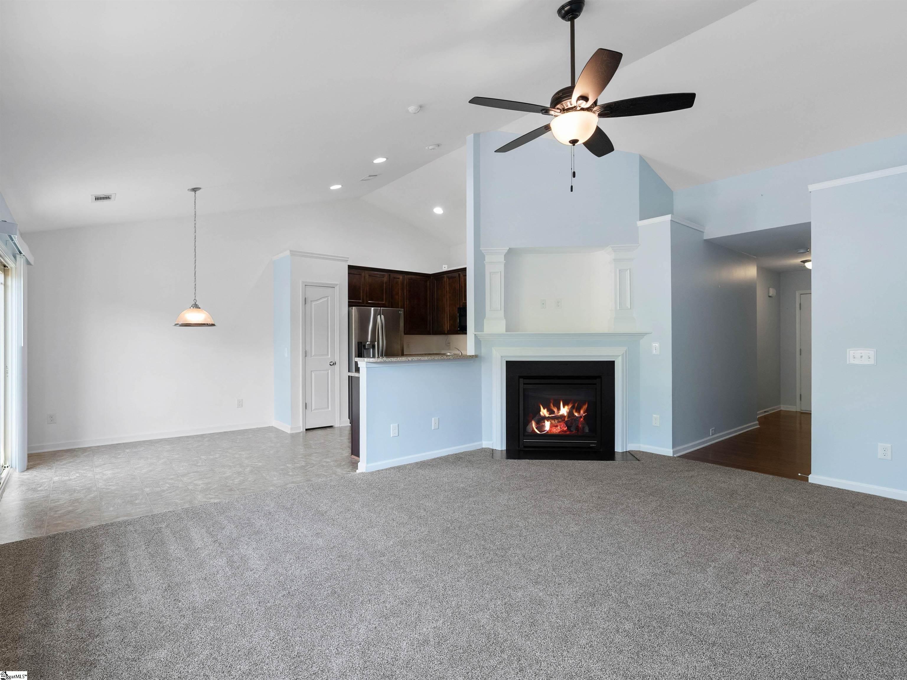 335 Riverdale Road Simpsonville, SC 29680 - Photo 4 of 25