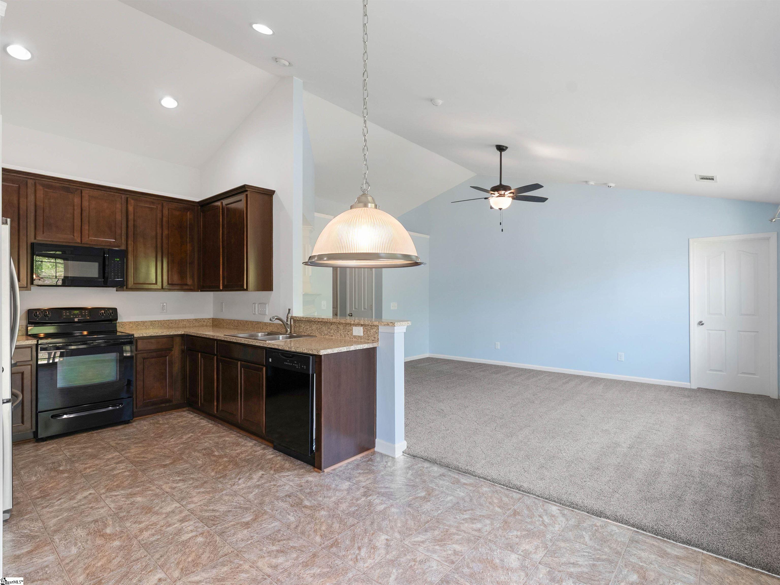 335 Riverdale Road Simpsonville, SC 29680 - Photo 8 of 25