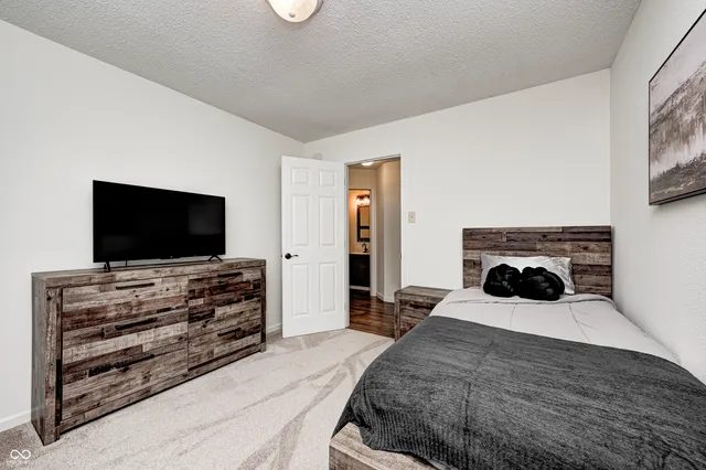 $399,900 | 19241 Tradewinds Drive, Noblesville, IN 46062