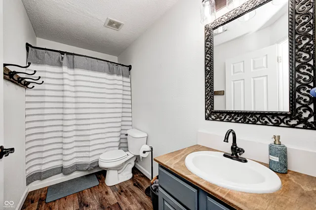 $399,900 | 19241 Tradewinds Drive, Noblesville, IN 46062