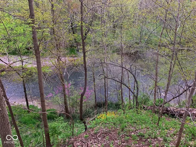 $399,900 | 19241 Tradewinds Drive, Noblesville, IN 46062