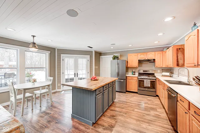 $399,900 | 19241 Tradewinds Drive, Noblesville, IN 46062