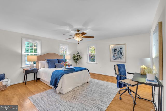 $800,000 | 14350 Chesterfield Road, Rockville, MD 20853