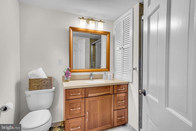 $800,000 | 14350 Chesterfield Road, Rockville, MD 20853