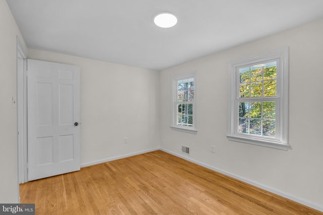 $800,000 | 14350 Chesterfield Road, Rockville, MD 20853