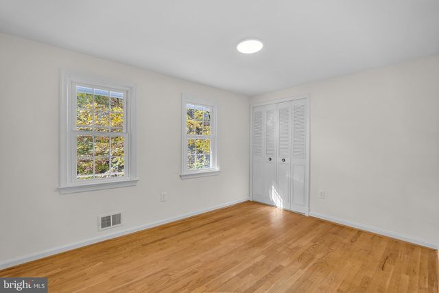 $800,000 | 14350 Chesterfield Road, Rockville, MD 20853