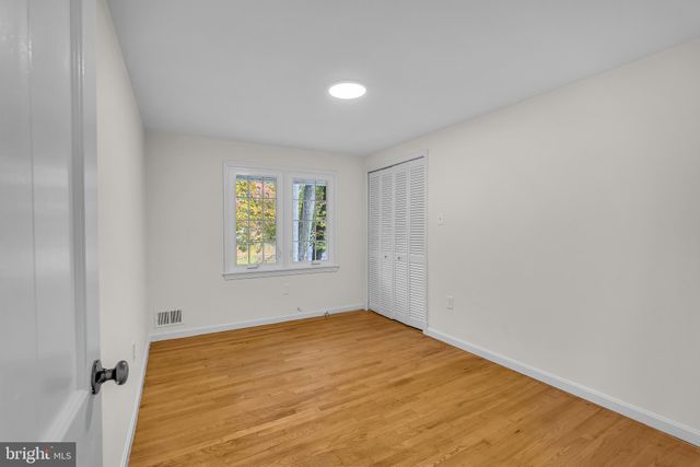 $800,000 | 14350 Chesterfield Road, Rockville, MD 20853