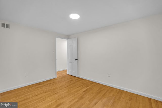 $800,000 | 14350 Chesterfield Road, Rockville, MD 20853