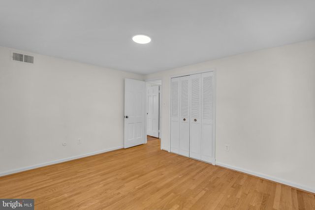 $800,000 | 14350 Chesterfield Road, Rockville, MD 20853