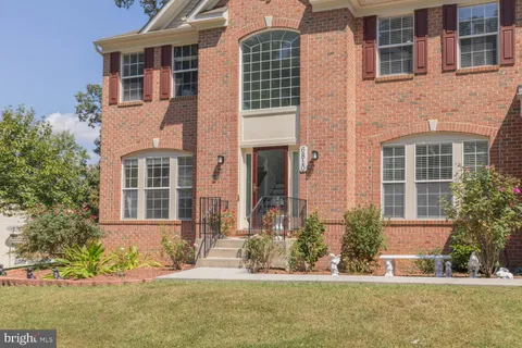 $675,000 | 6810 Ashleys Crossing Court, Temple Hills, MD 20748