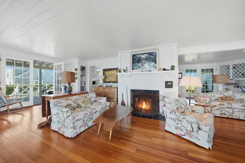 $3,100,000 | 79 Baxter Road, Nantucket, MA 02554
