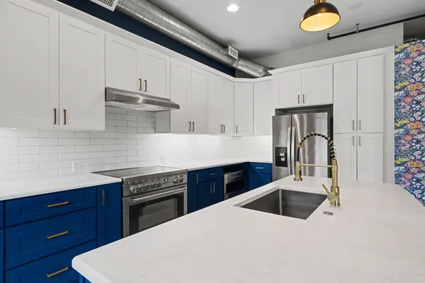 $229,900 | 222 North Kalamazoo Mall, Unit 210, Kalamazoo, MI 49007