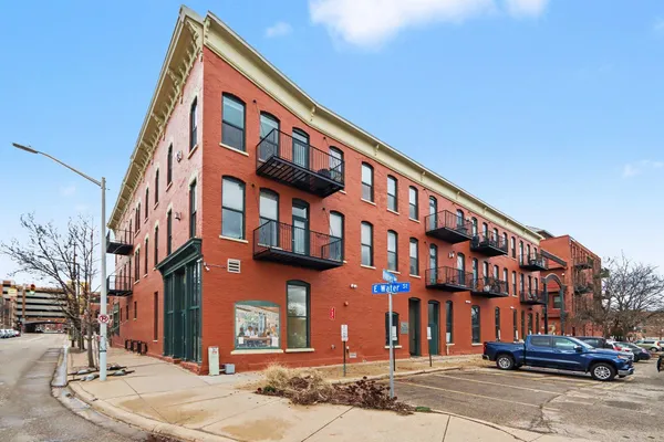 $229,900 | 222 North Kalamazoo Mall, Unit 210, Kalamazoo, MI 49007