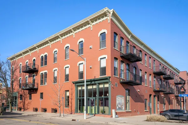 $229,900 | 222 North Kalamazoo Mall, Unit 210, Kalamazoo, MI 49007