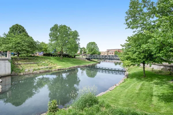 $229,900 | 222 North Kalamazoo Mall, Unit 210, Kalamazoo, MI 49007