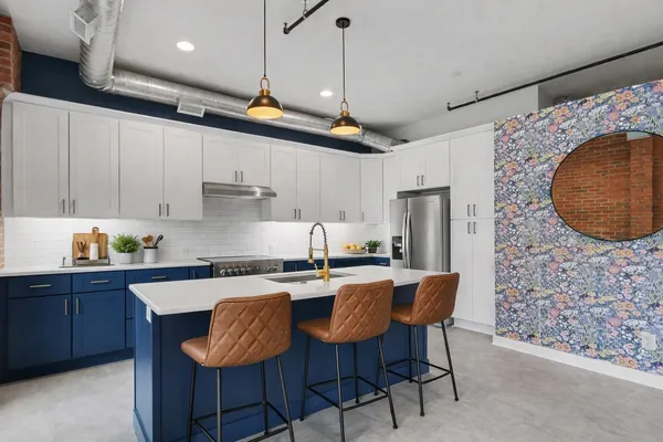 $229,900 | 222 North Kalamazoo Mall, Unit 210, Kalamazoo, MI 49007