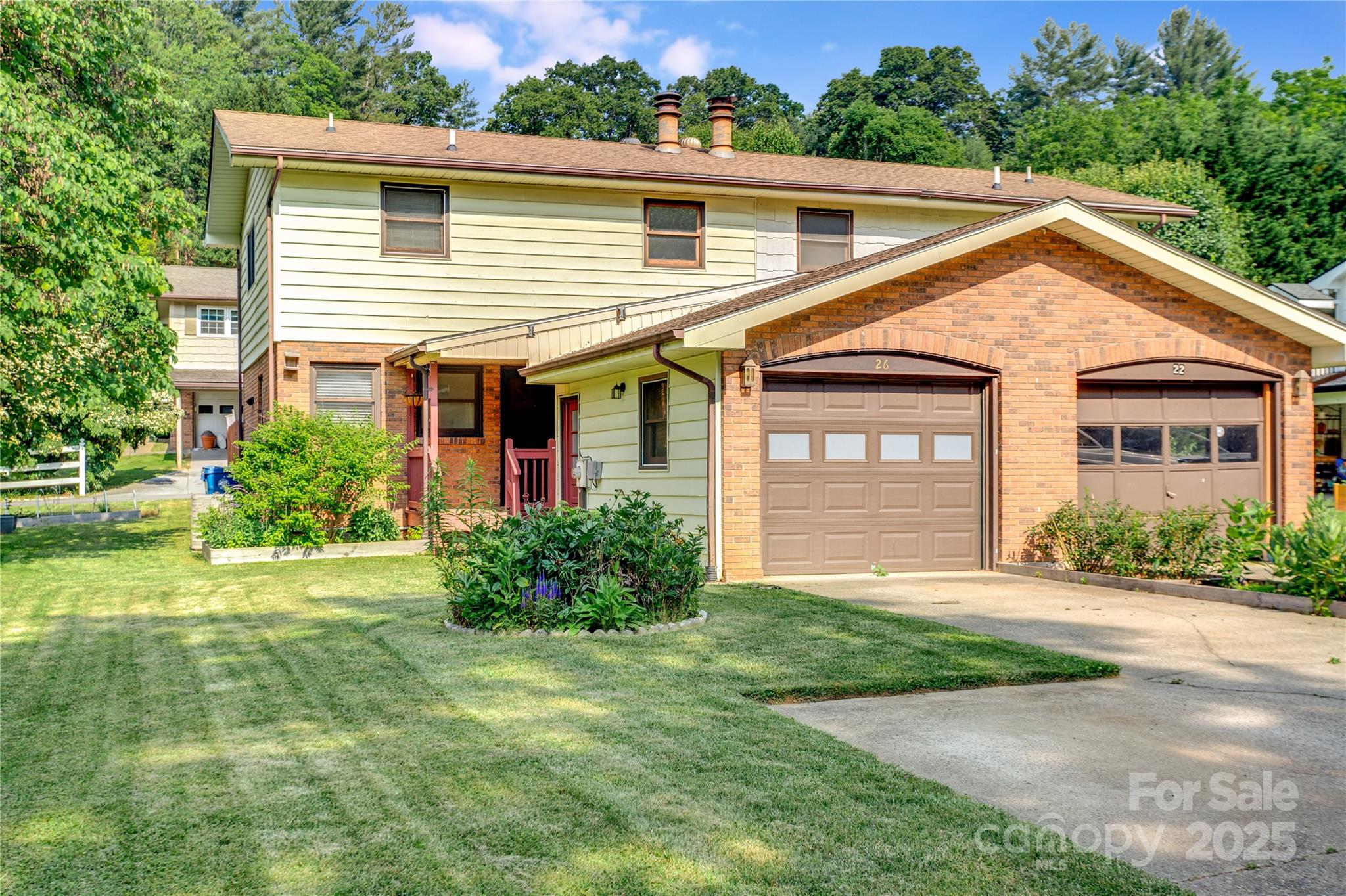 26 Pebblebrook Street Clyde, NC 28721 - Photo 1 of 29