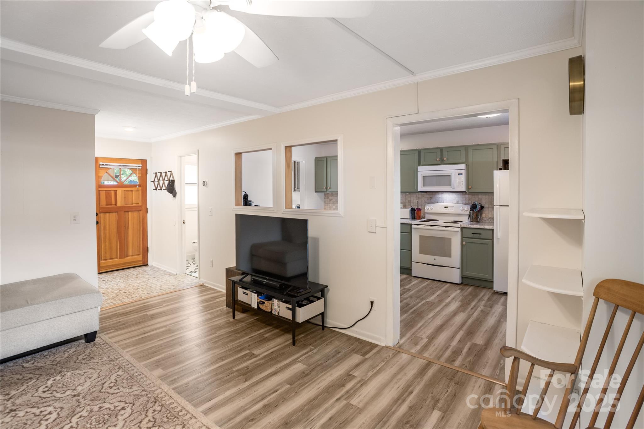 26 Pebblebrook Street Clyde, NC 28721 - Photo 6 of 29