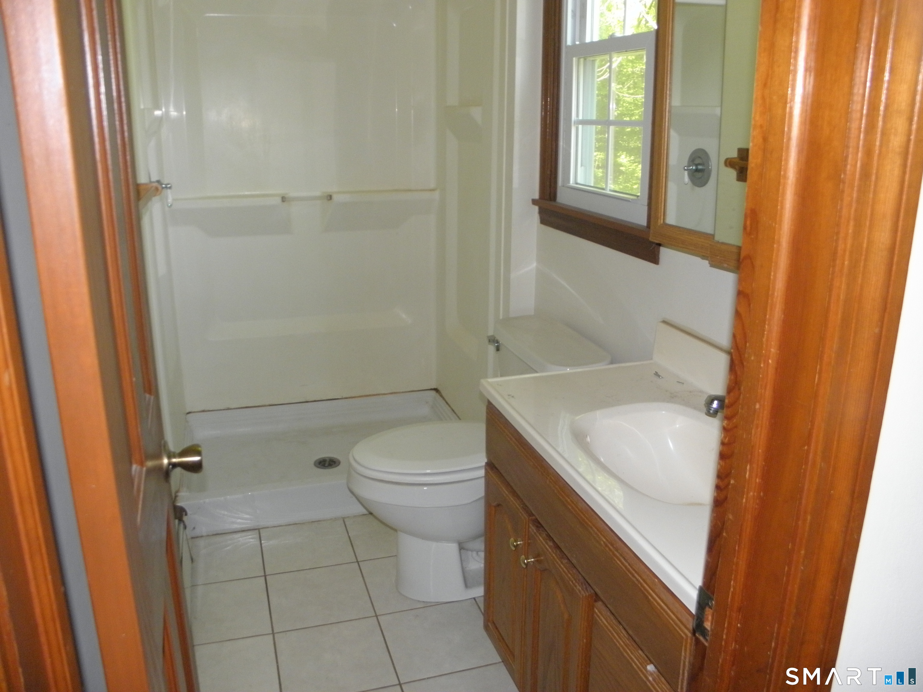 323 Jones Hollow Road Marlborough, CT 06447 - Photo 13 of 18
