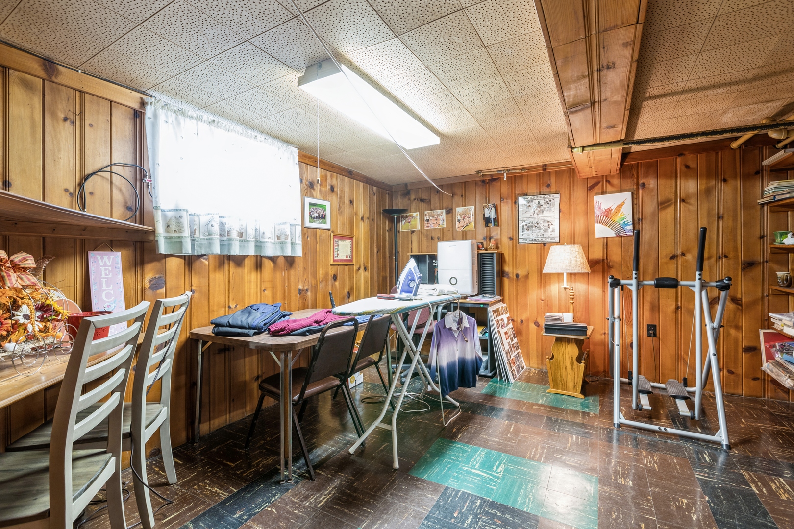 570 Center Street Elgin, IL 60120 - Photo 18 of 19 Gallery Image 18