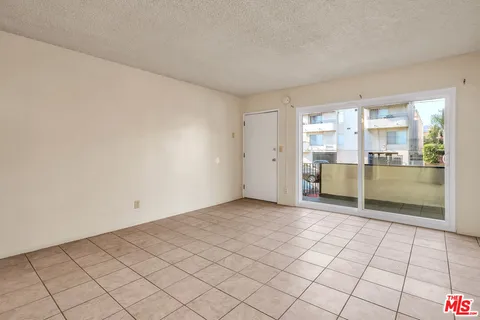 $2,495,000 | 4956 Romaine Street, Los Angeles, CA 90029