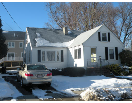 79 Joyce Kilmer Road Boston, MA 02132 - Photo 3 of 3 Gallery Image 3