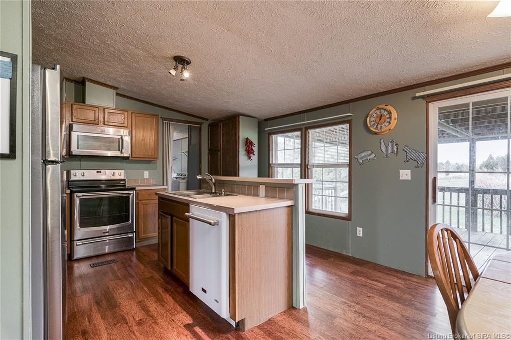 4090 Heth Washington Road Southwest Central, IN 47110 - Photo 13 of 36