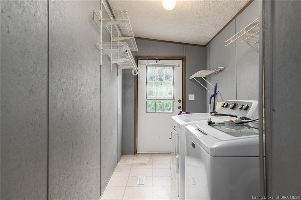 4090 Heth Washington Road Southwest Central, IN 47110 - Photo 17 of 36