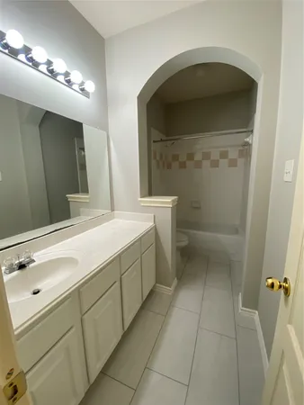 $2,300 | 17702 Forest Haven Trail, Tomball, TX 77375