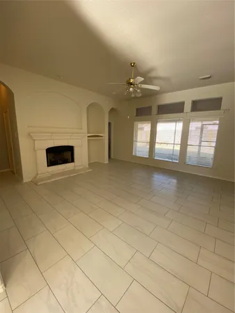 $2,300 | 17702 Forest Haven Trail, Tomball, TX 77375