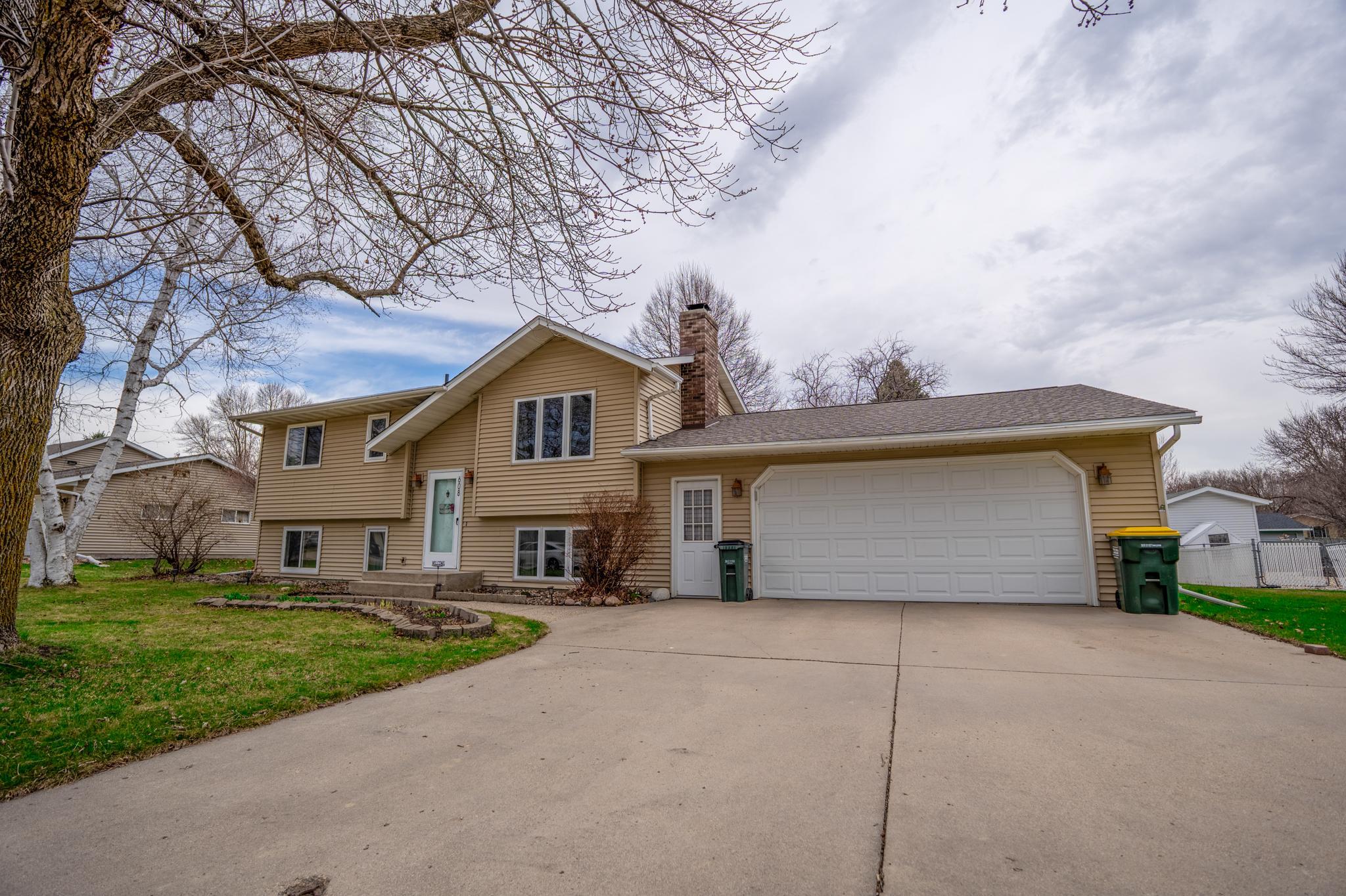 608 27th Avenue Southwest Willmar, MN 56201 - Photo 24 of 28
