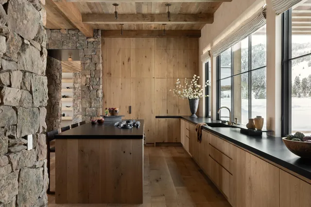 $18,980,000 | 201 High Mdws Lane, Blaine County, ID 83340