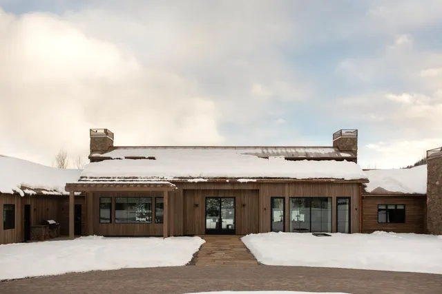 $18,980,000 | 201 High Mdws Lane, Blaine County, ID 83340