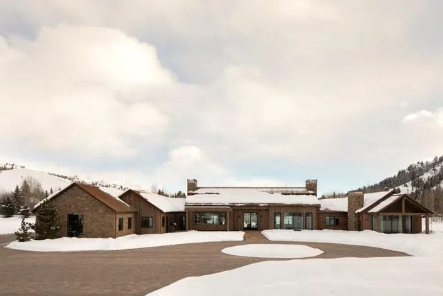 $18,980,000 | 201 High Mdws Lane, Blaine County, ID 83340