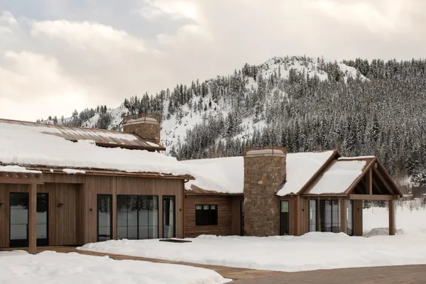 $18,980,000 | 201 High Mdws Lane, Blaine County, ID 83340