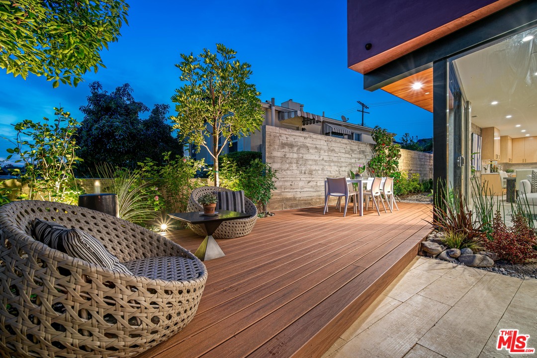 11519 Mississippi Avenue Los Angeles, CA 90025 - Photo 11 of 45