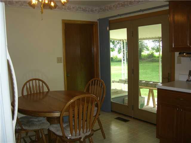 11950 Stoudertown Road Northwest Baltimore, OH 43105 - Photo 4 of 16 Gallery Image 4